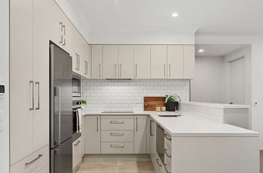 modern-kitchen-holly-lea-village-residences